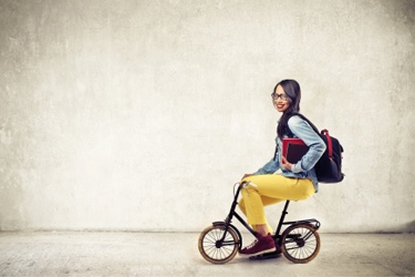 tt_studentka-na-bicykli